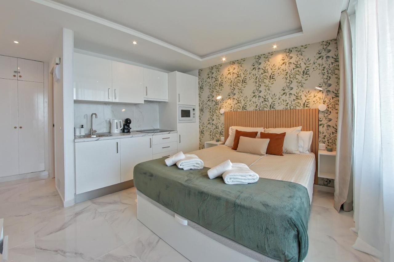 Stylish Modern Studio With Ocean View And Pools, 1001, Ponderosa Playa de las Americas  Luaran gambar