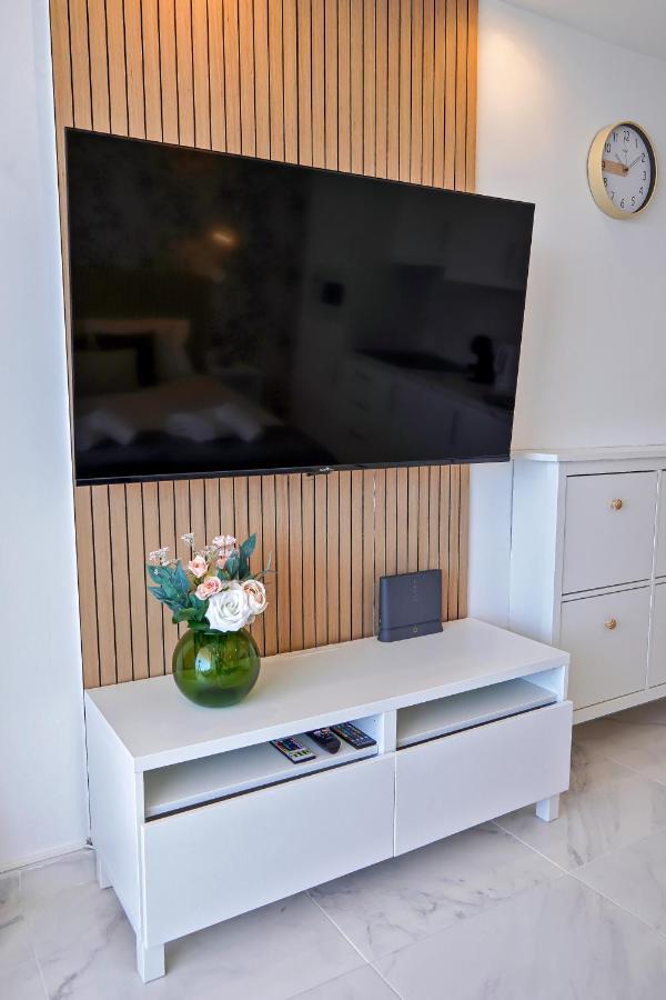 Stylish Modern Studio With Ocean View And Pools, 1001, Ponderosa Playa de las Americas  Luaran gambar